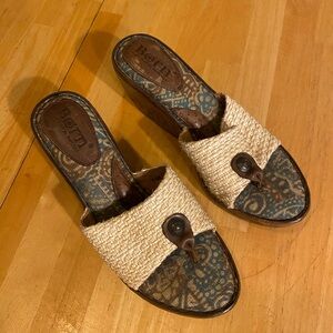 Born canvas and wooden wedge sandals